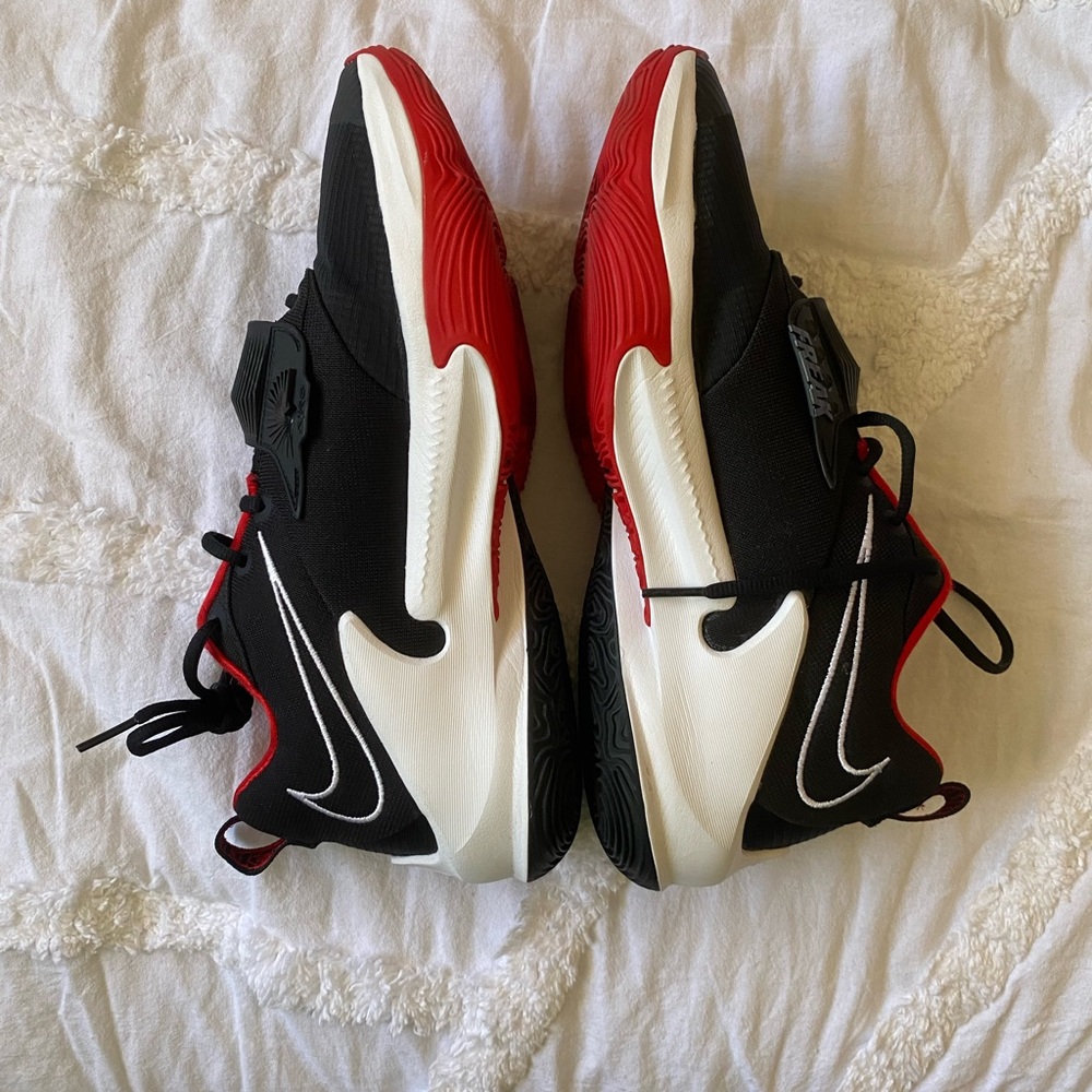 Nike Basketball Shoes